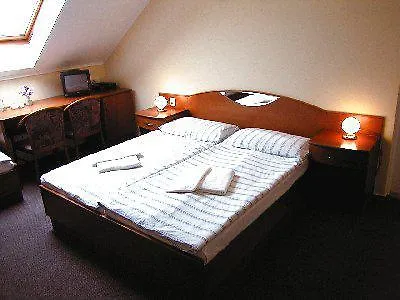 U Hvezdy Otel